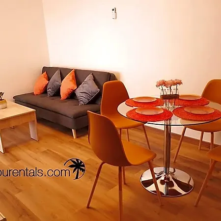 Apartment Blue Sky Berlin | Salourentals.com *